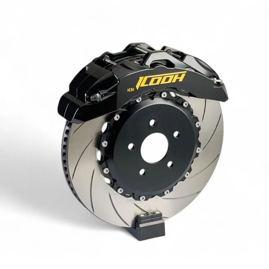 ic5-black-brake-calipers-1 IC5 Six-piston brake calipers suitable for 17-inch and 18-inch wheels - Image 1