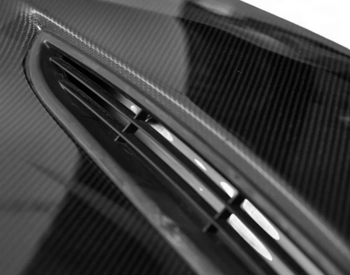 07-07-bmw-f20-carbon-fiber-hood-showcase