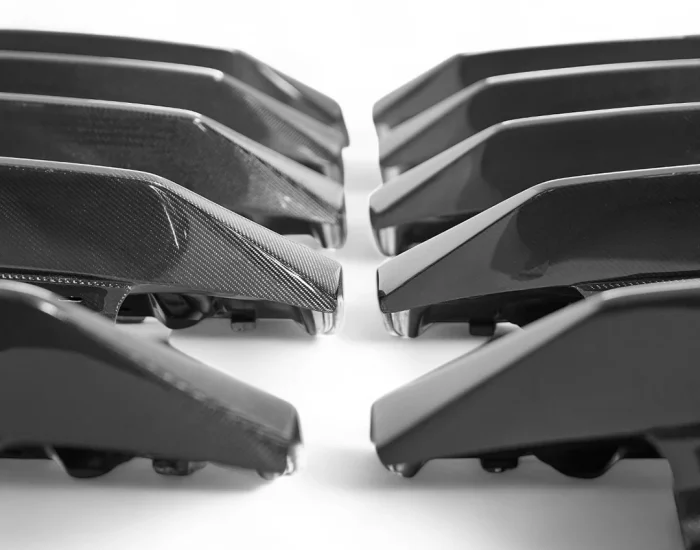 07-07-carbon-fiber-tail-cover-display