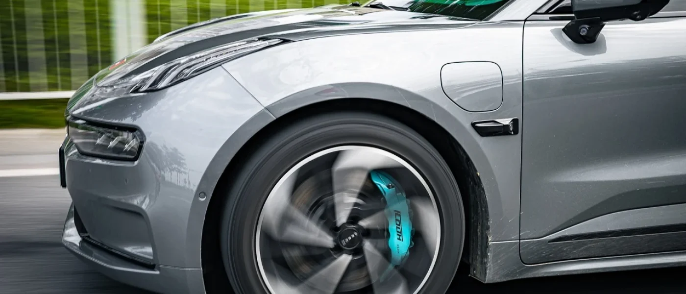 are-brake-discs-and-rotors-the-same